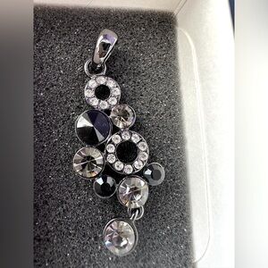 Lia Sophia pendant black and clear accents